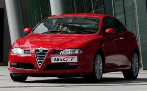 Alfa Romeo GT 2004 года (JP)